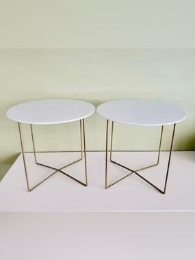 Target Bullseye White and Gold Tall Risers for Displaying Decor 7” Tall NEW